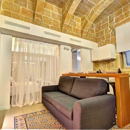 Coral Apartment Valletta Buitenkant foto
