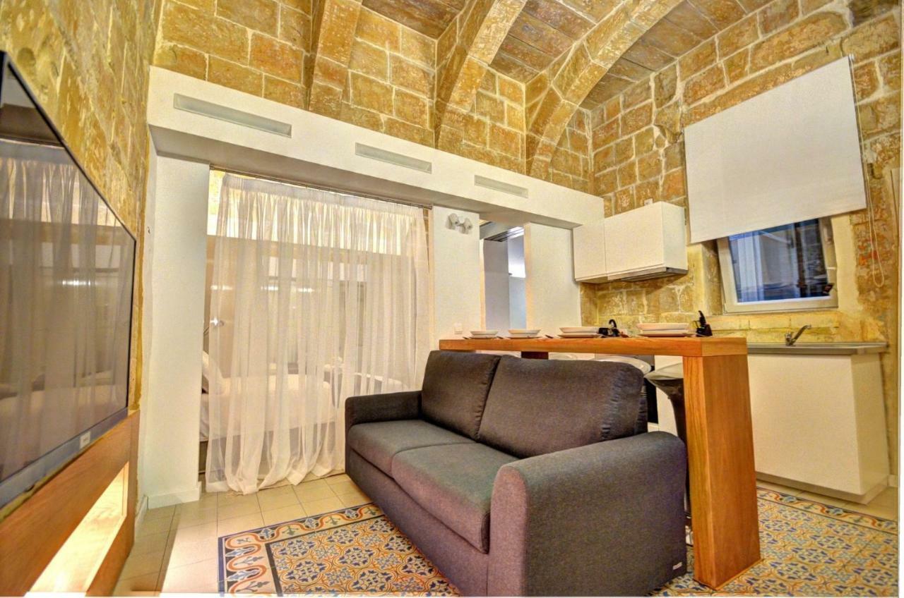 Coral Apartment Valletta Buitenkant foto