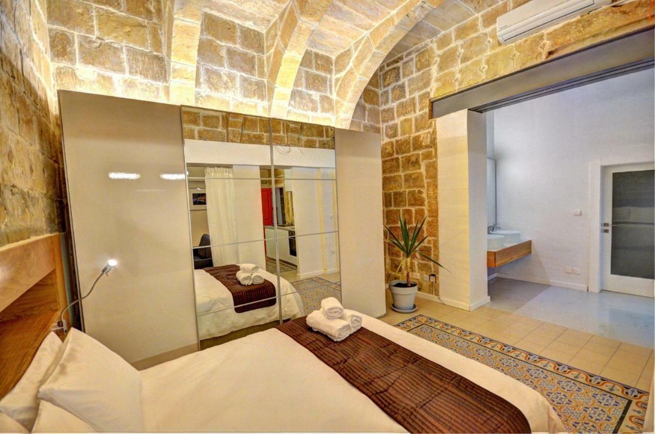 Coral Apartment Valletta Buitenkant foto
